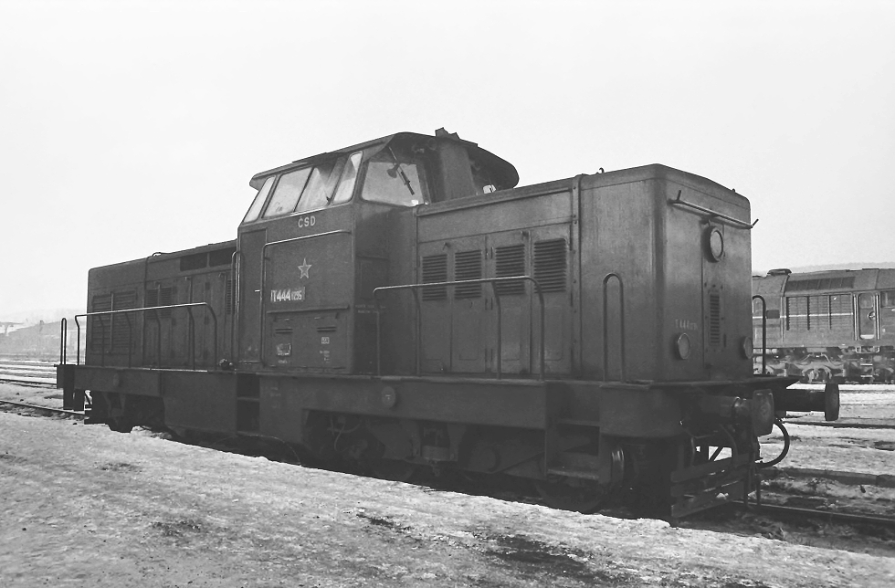 T444.0295