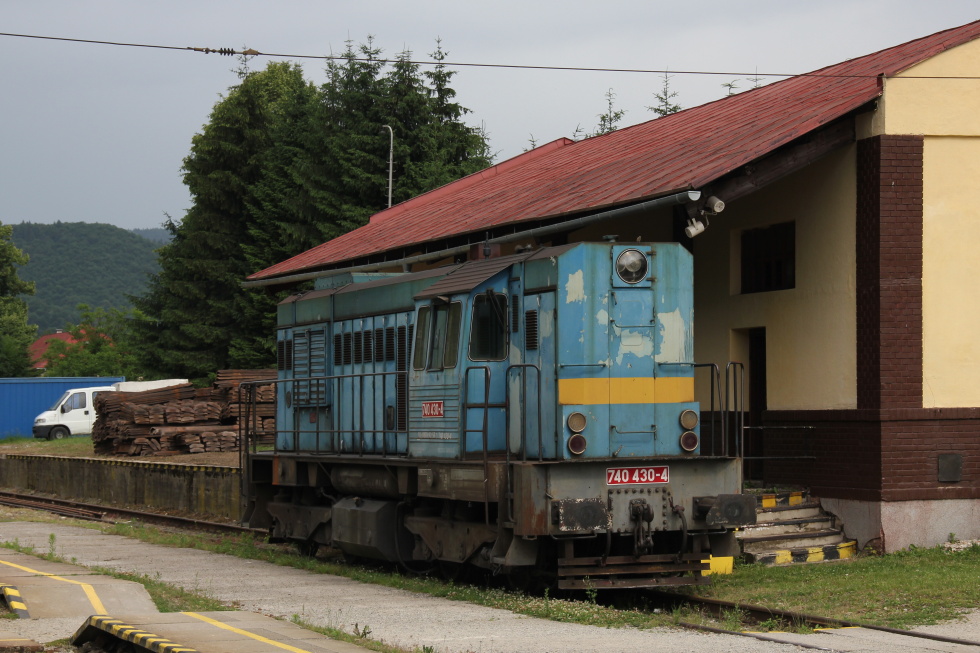 740 430-4