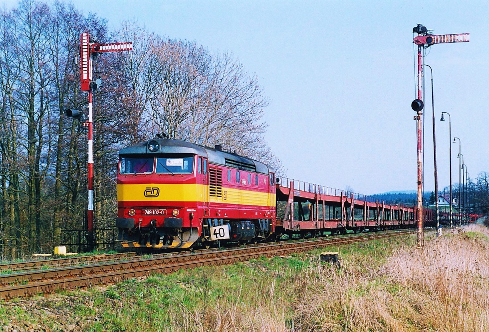 749 102-0