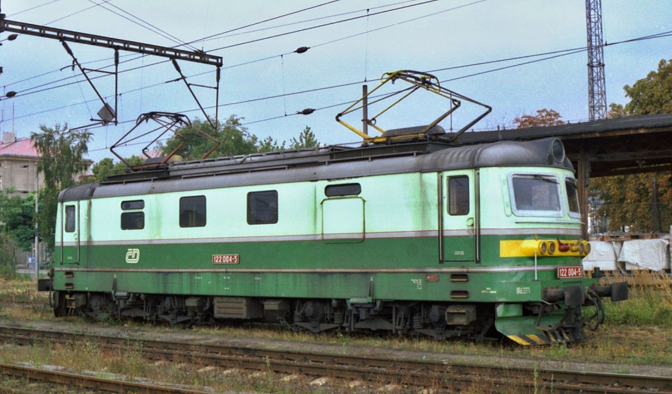 122 004-5