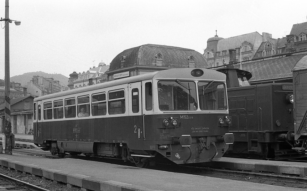 M152.0319