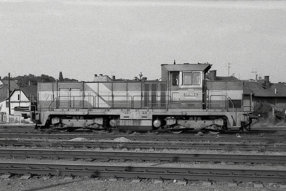 731 002-2