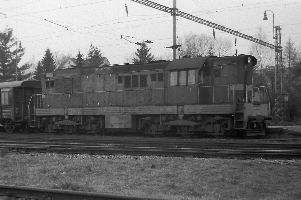 771 104-7