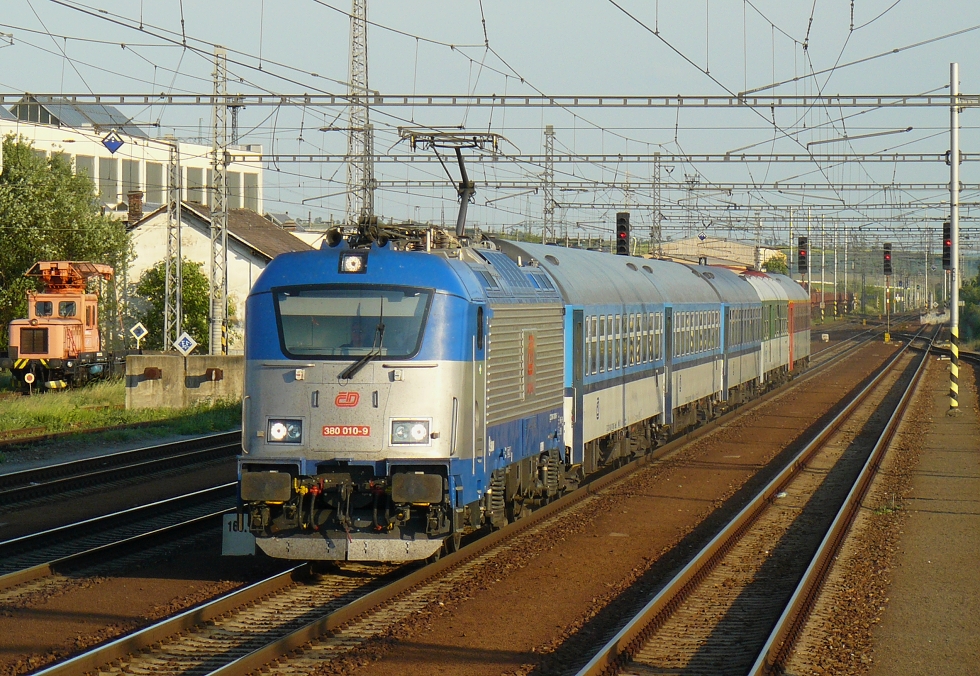 380 010-9