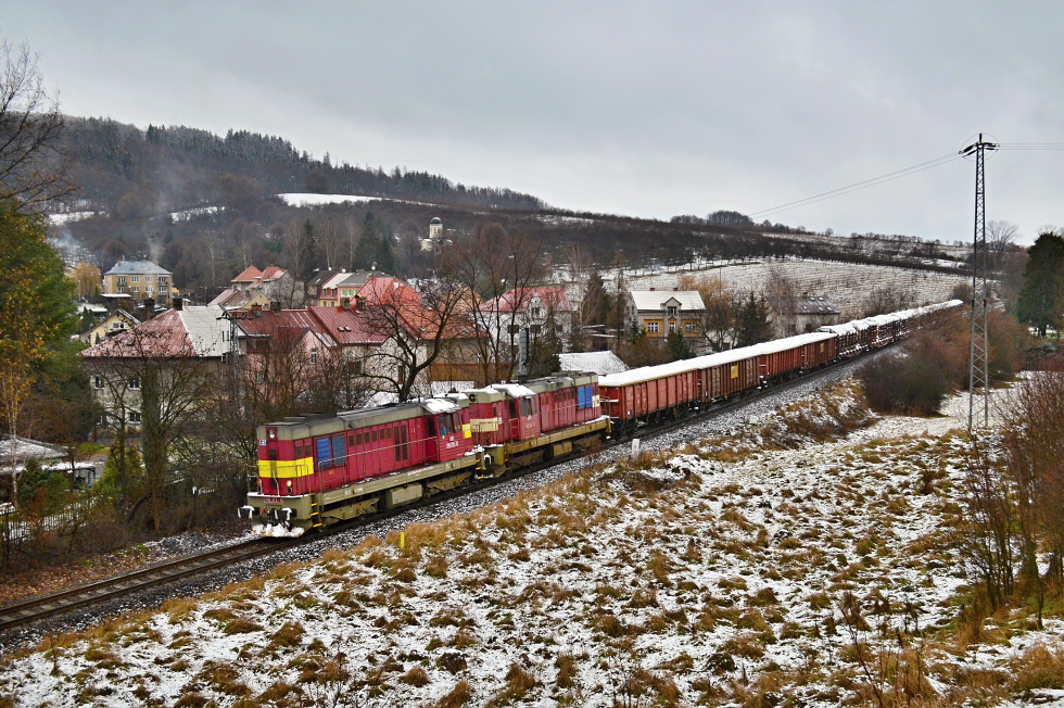 742 372-6