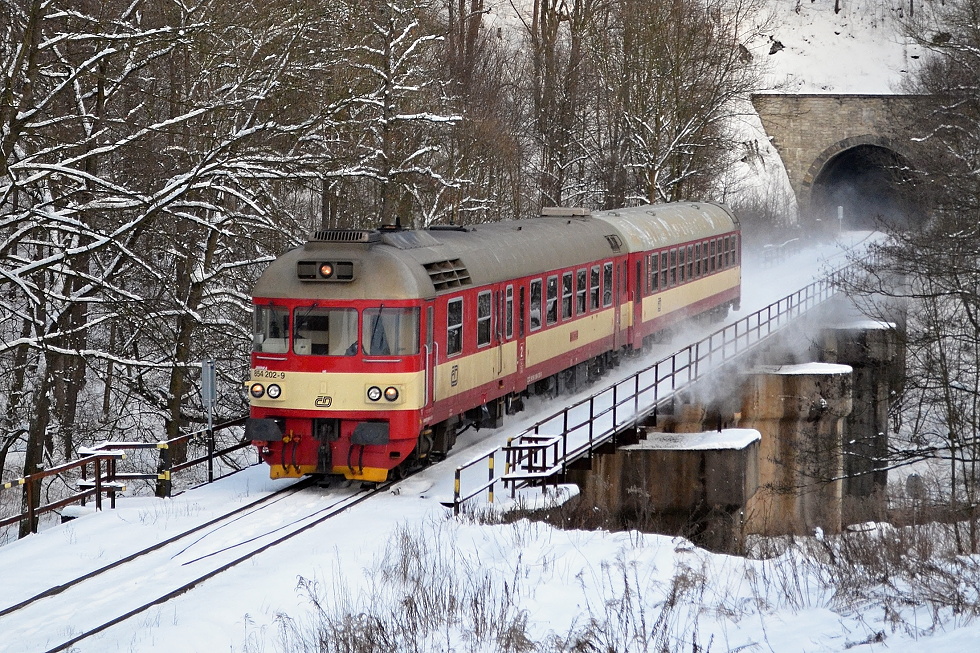 854 202-9