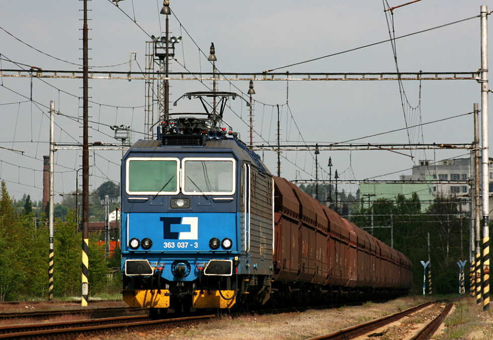 363 037-3