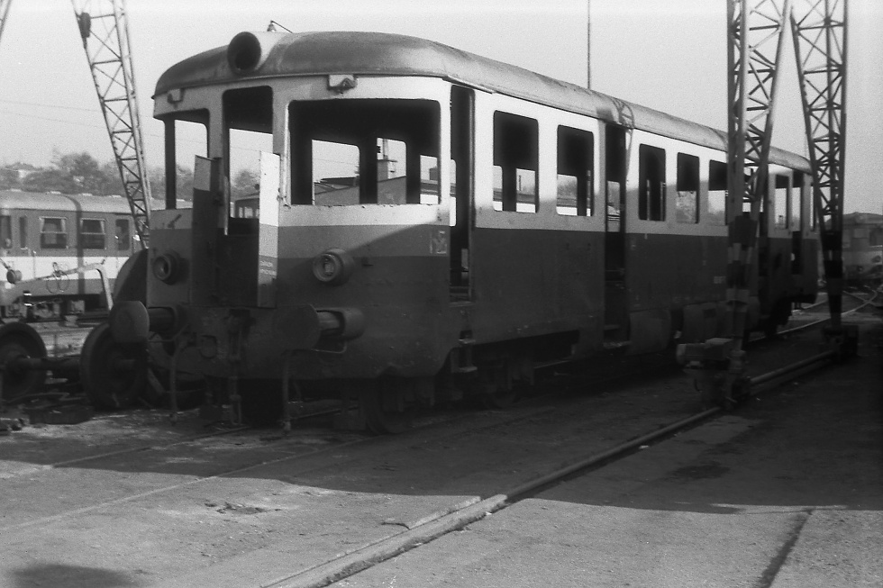 820 067-7