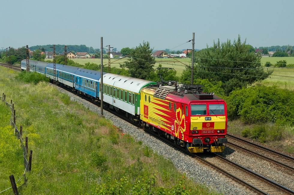 362 121-6