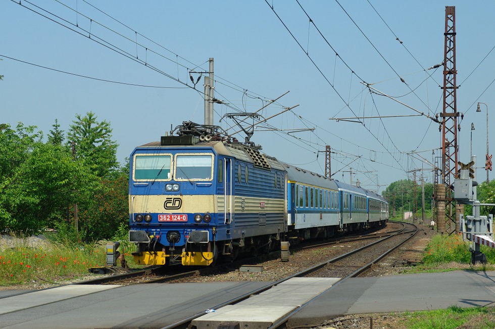 362 124-0
