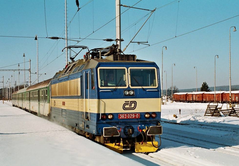 363 029-0