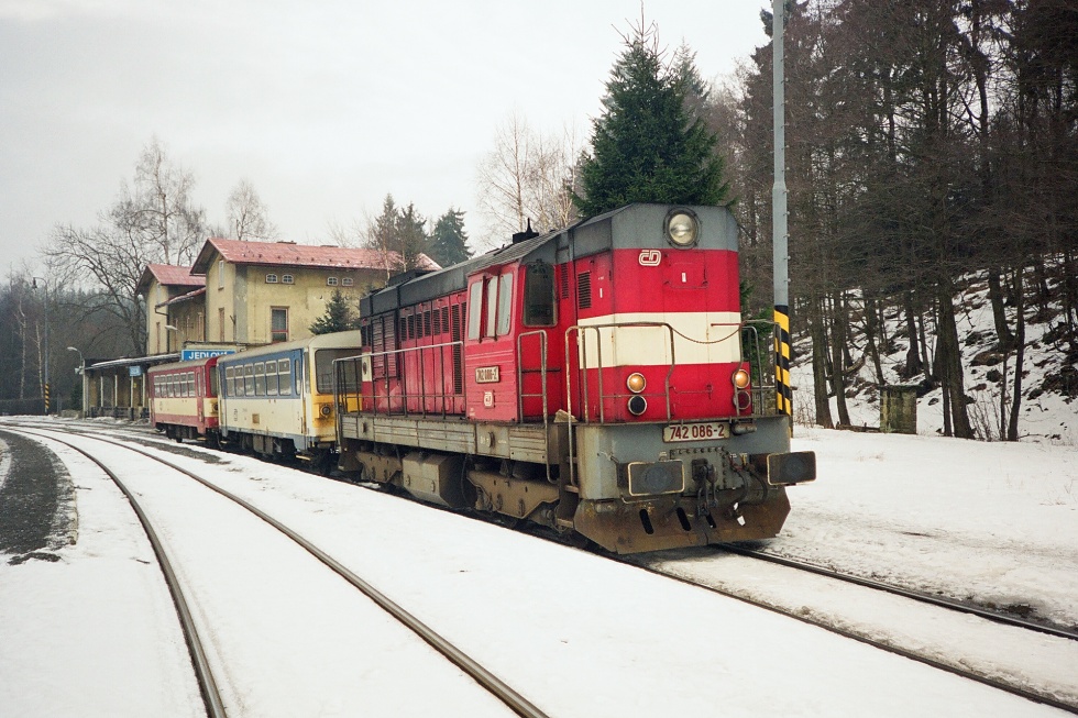 742 086-2