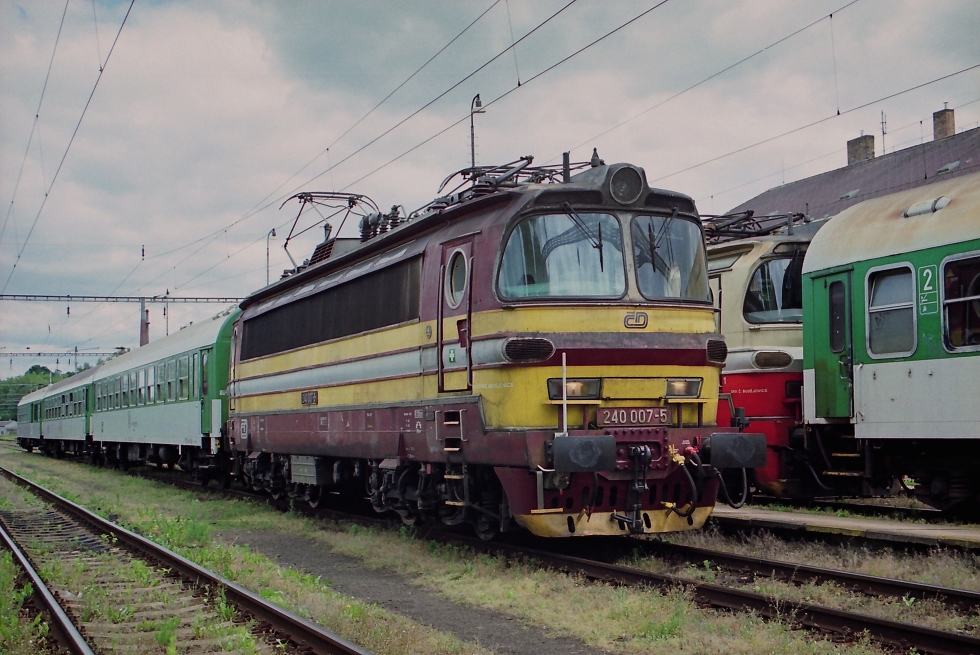 240 007-5