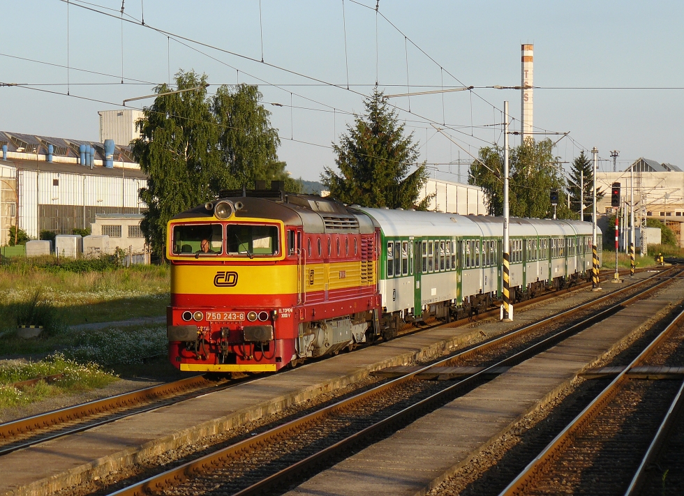 750 243-8