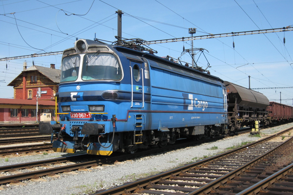 230 067-1
