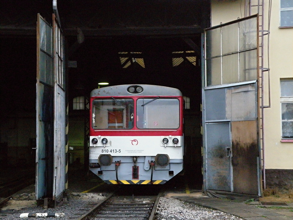 810 413-5