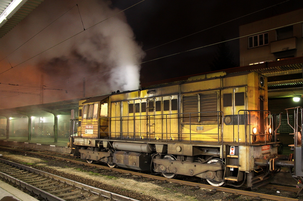 740 899-0