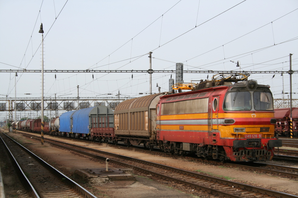 240 128-9