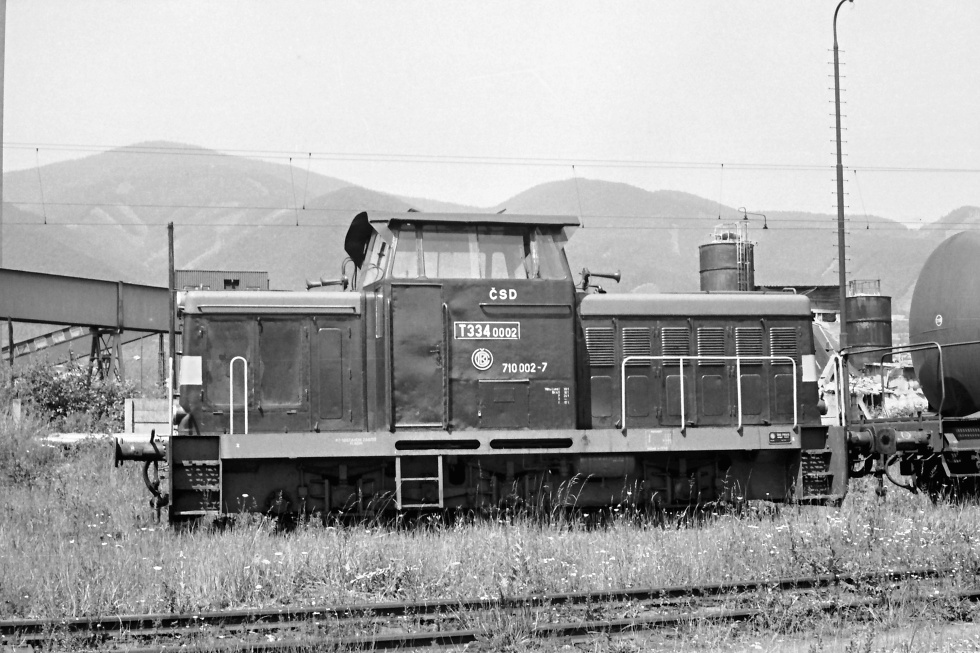 710 002-7