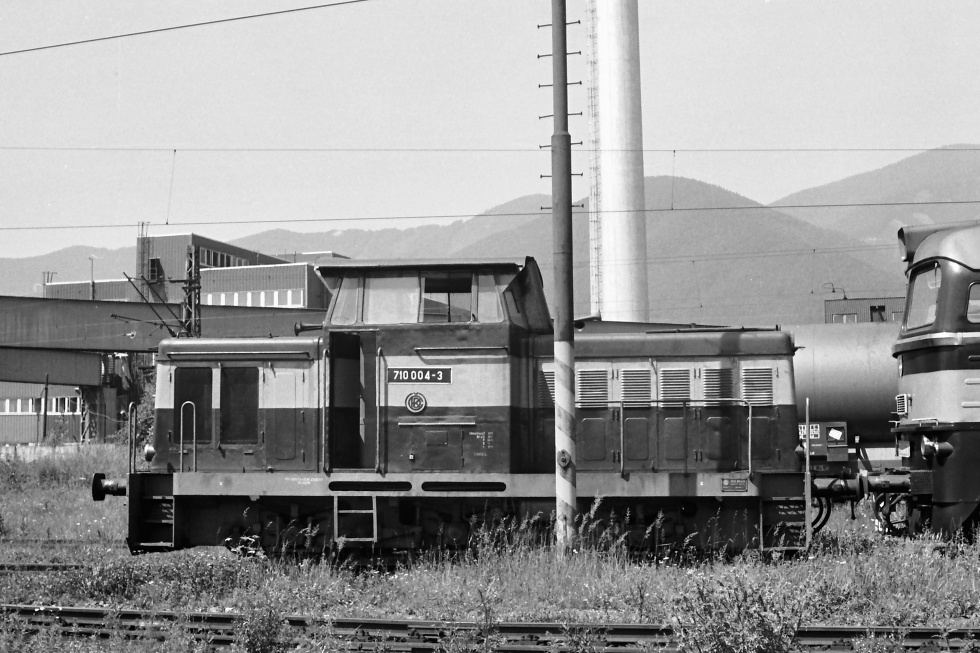 710 004-3