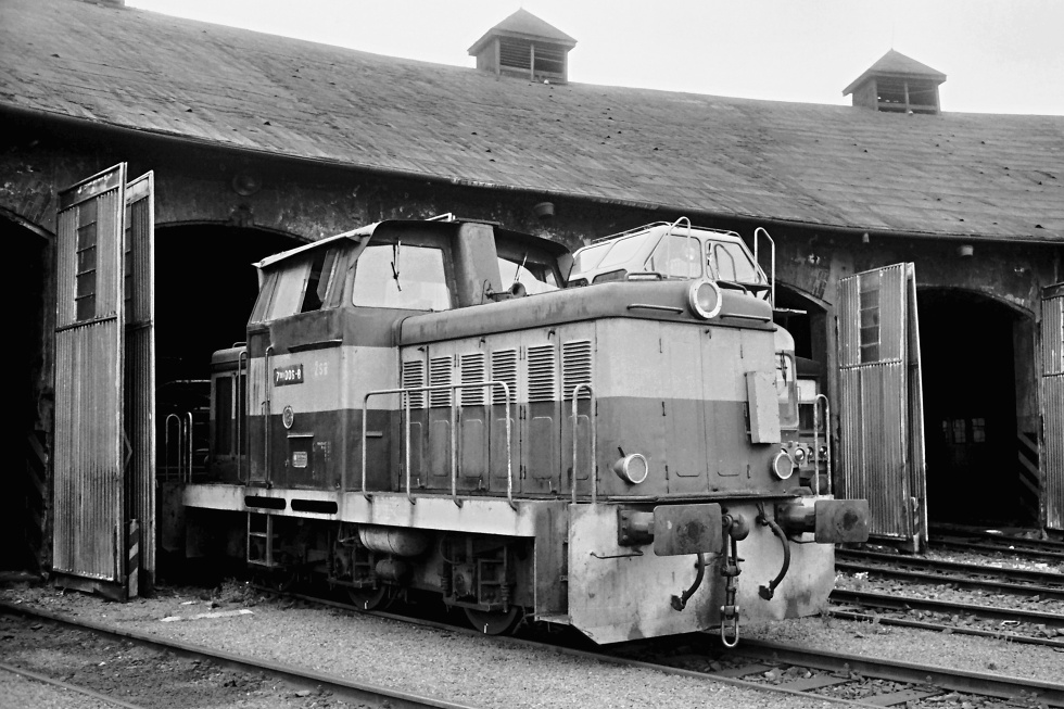 710 006-8