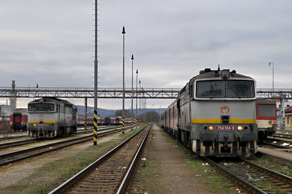754 014-9