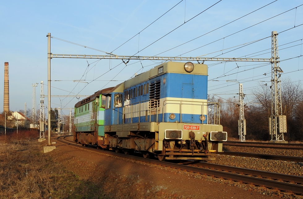 720 039-7