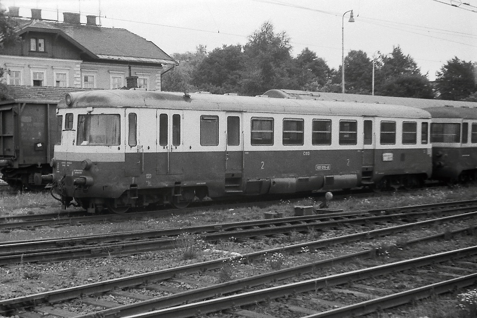 820 078-4