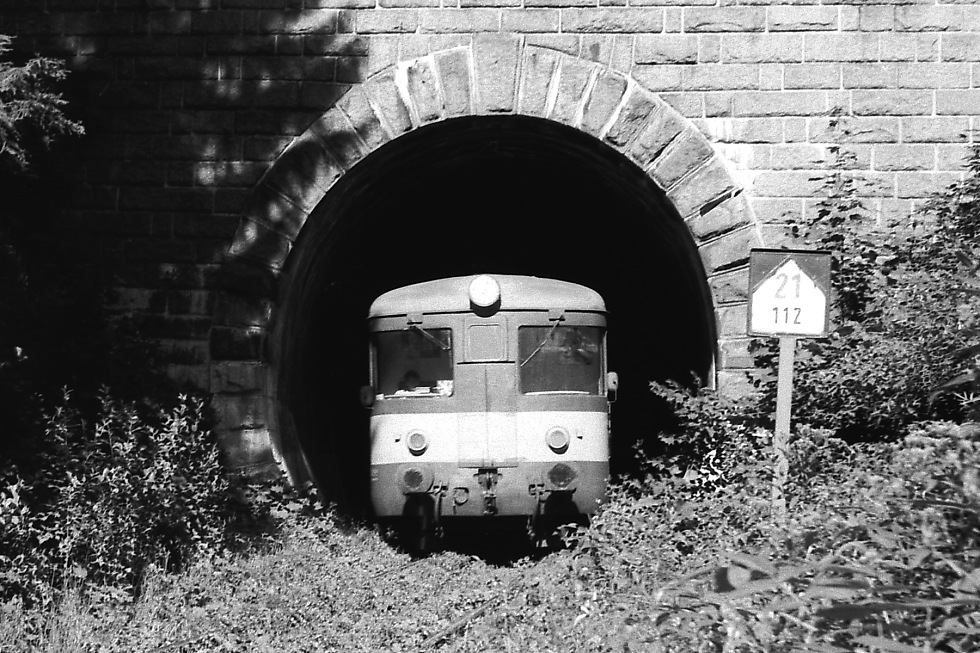 820 099-0