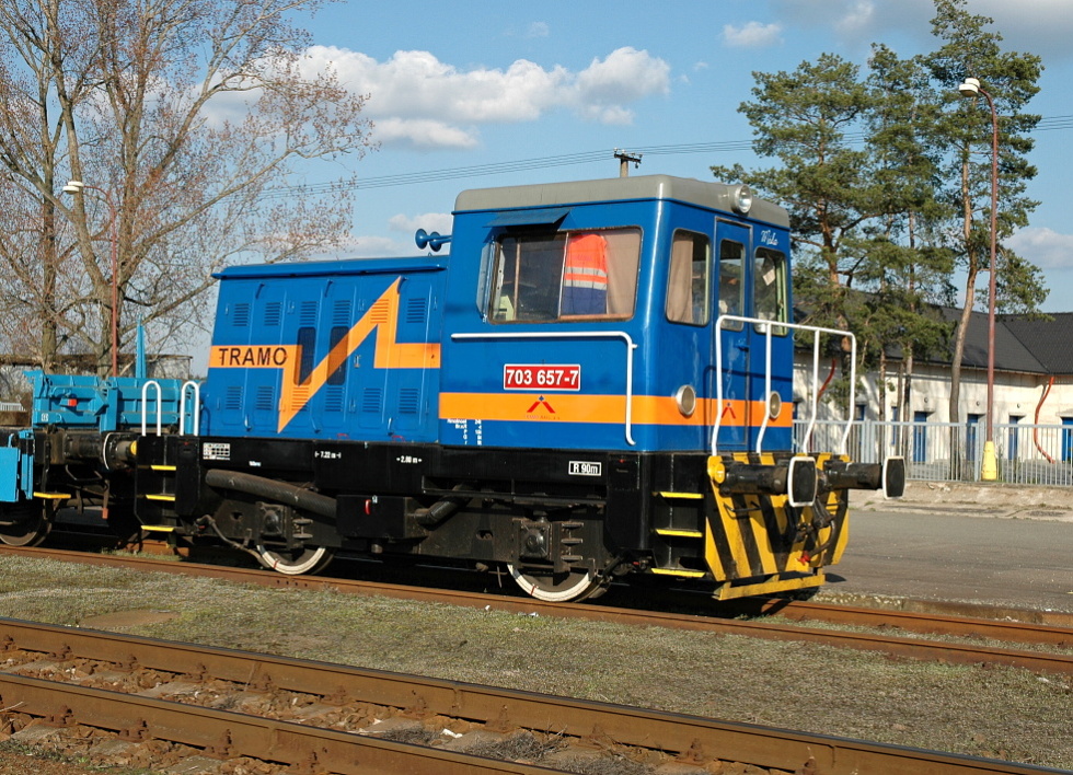 703 657-7
