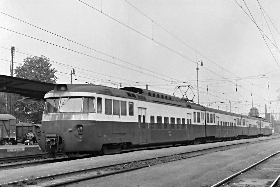 EM475.1021