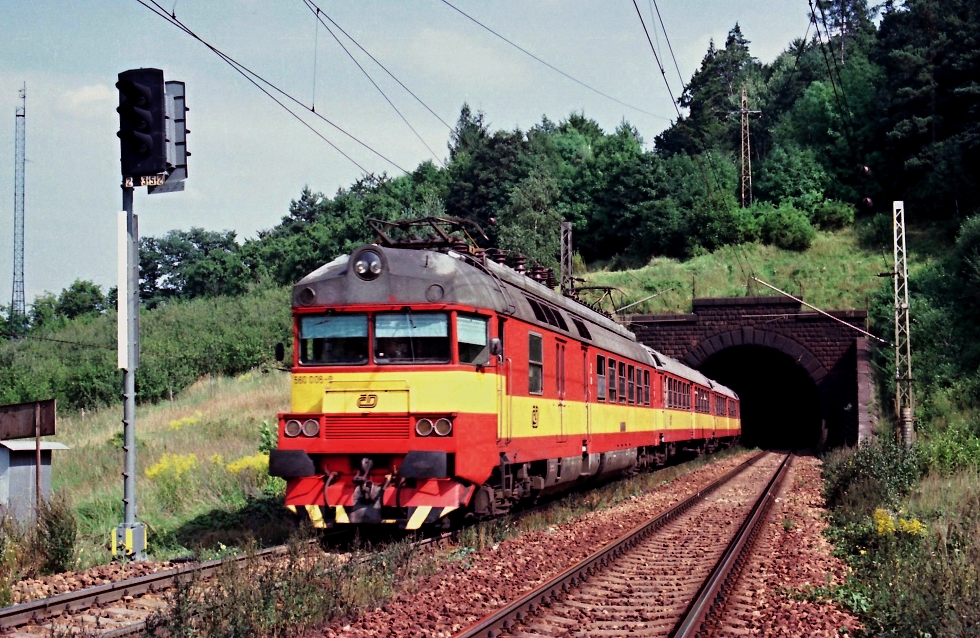 560 006-9
