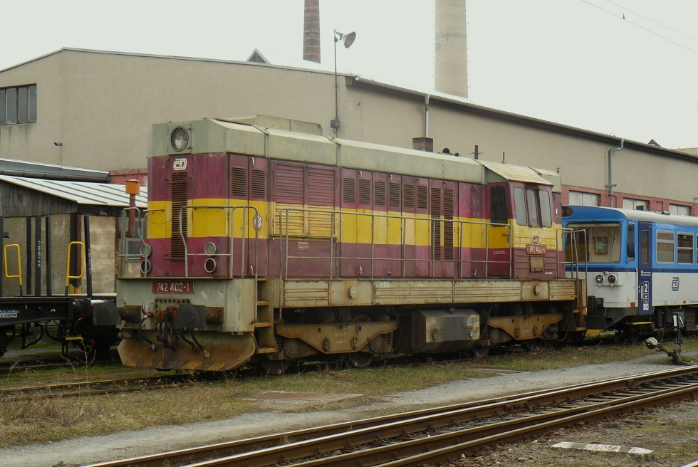 742 402-1