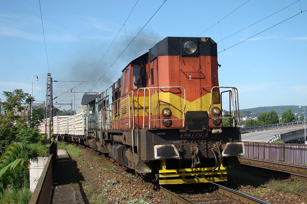 740 770-3