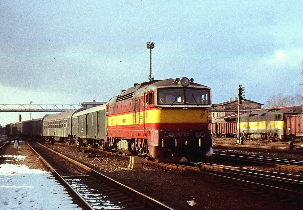 753 172-6