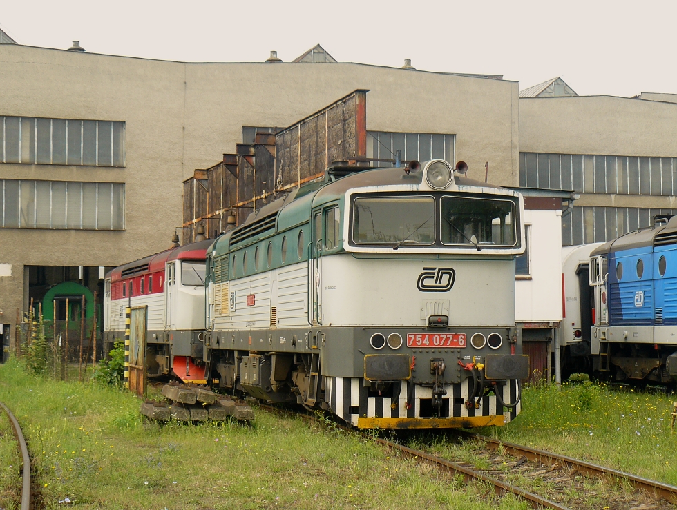 754 077-6
