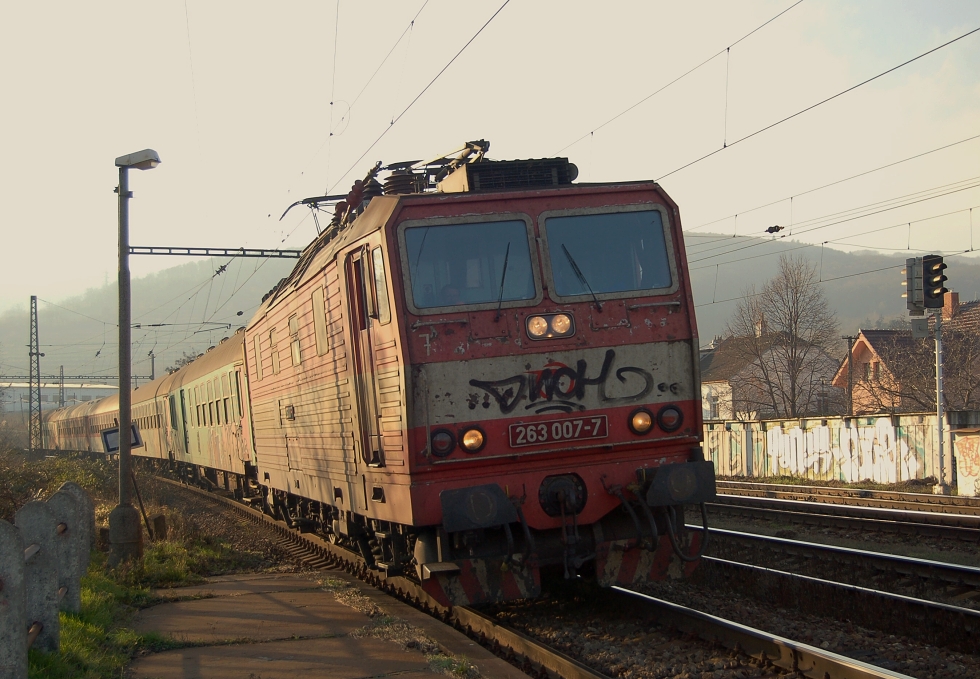 263 007-7