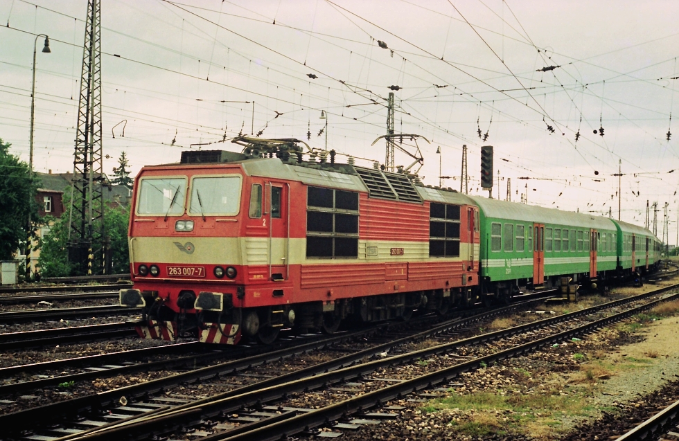 263 007-7