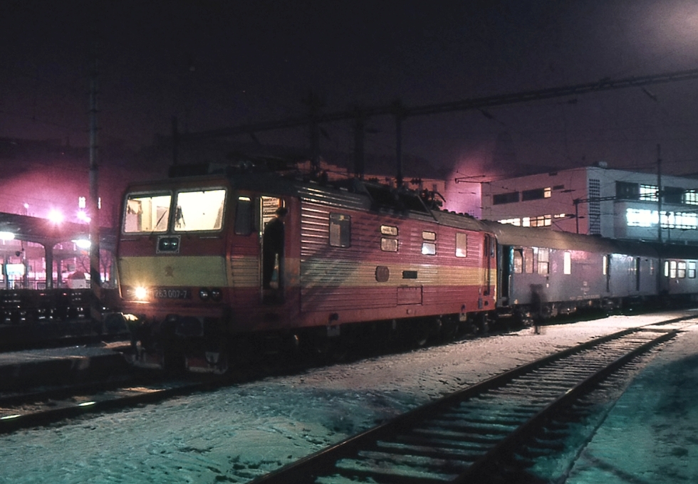263 007-7