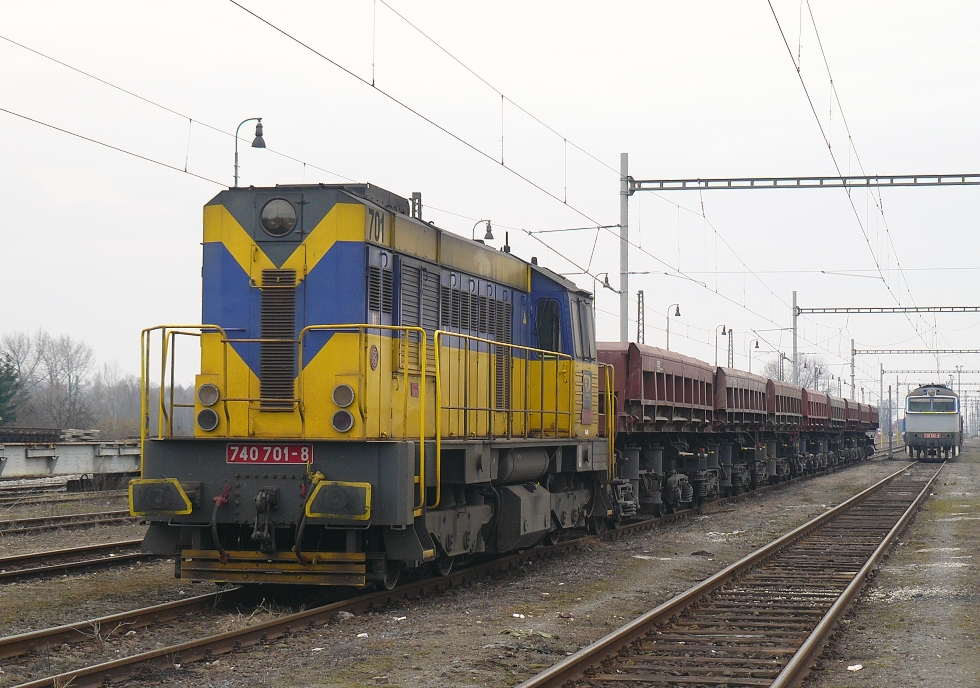 740 701-8