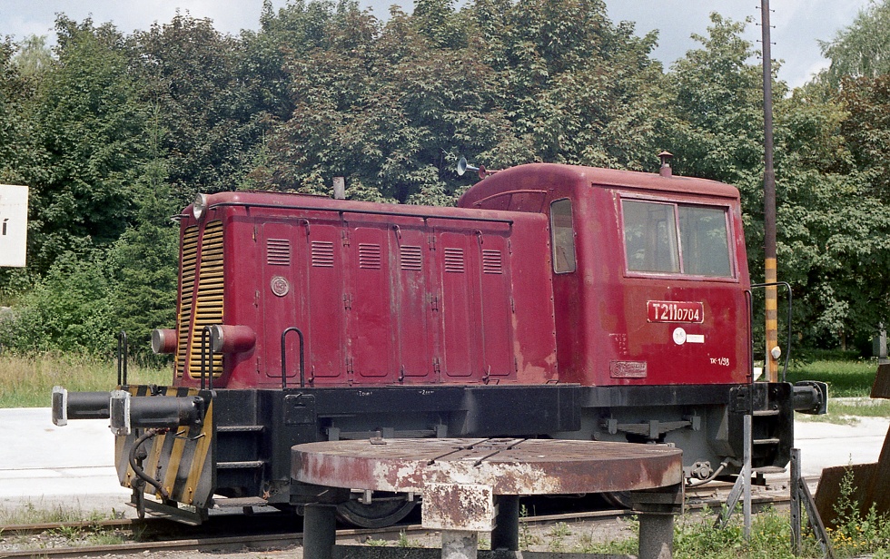 700 704-0