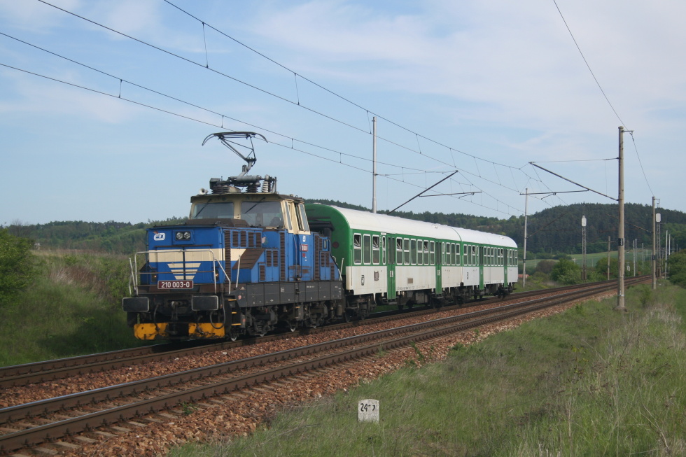 210 003-0