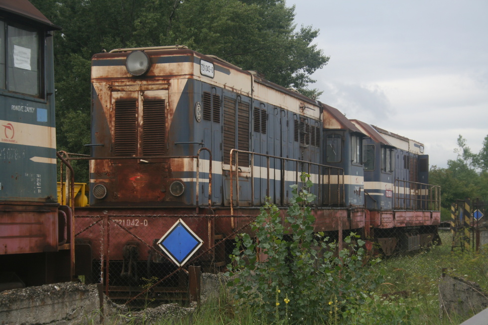 721 042-0