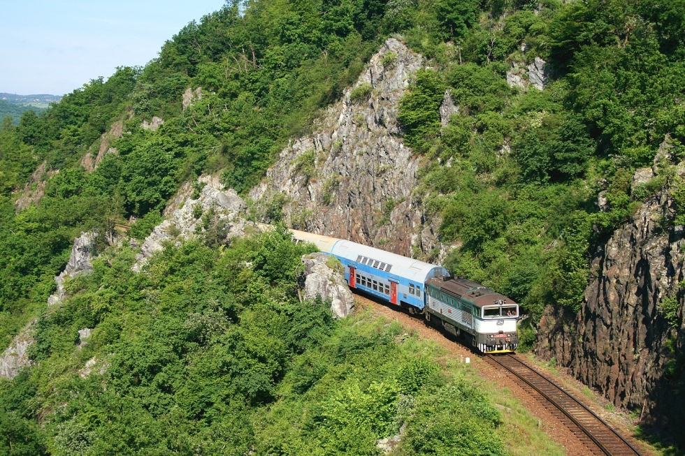 754 031-3