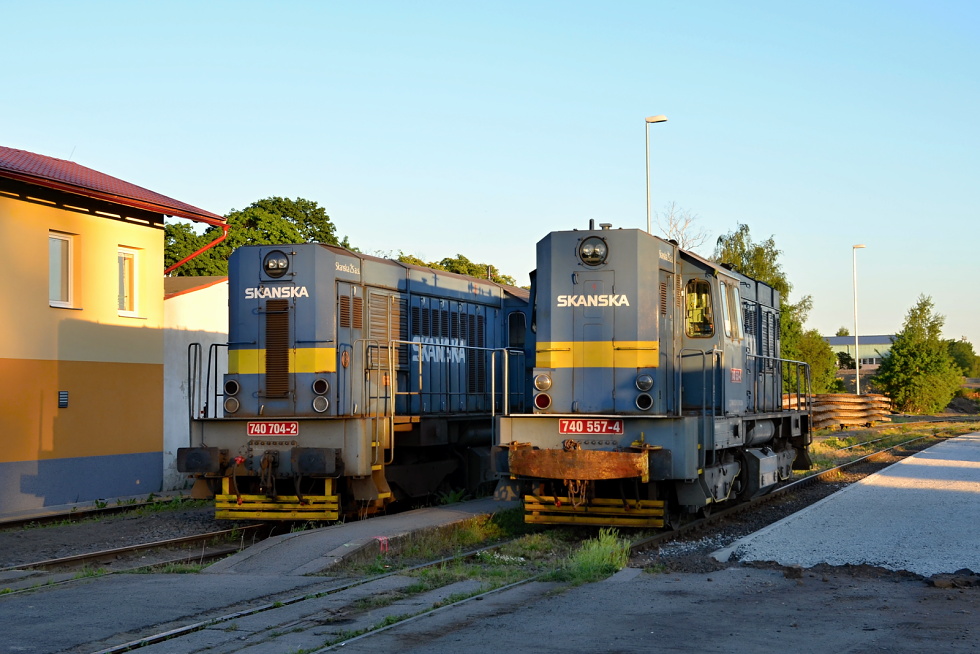 740 557-4