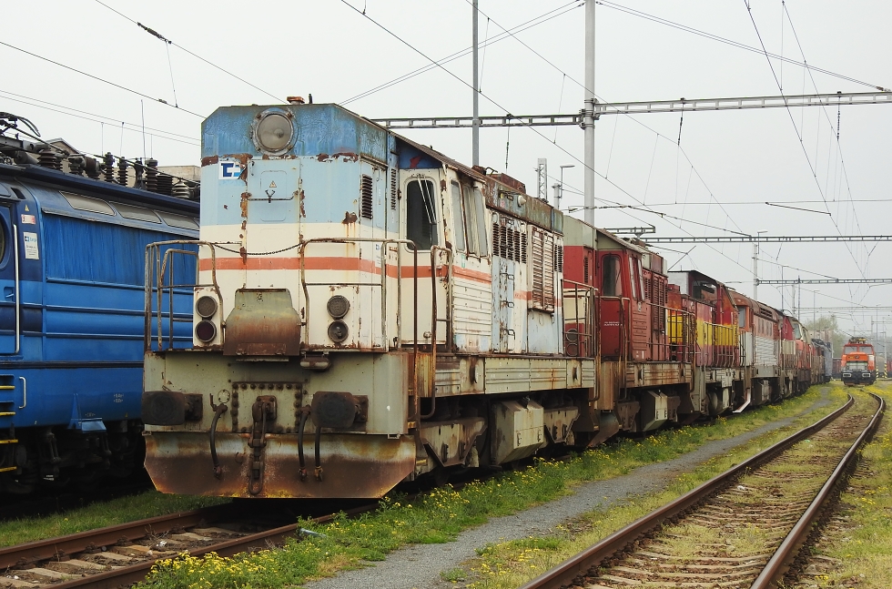 742 064-9