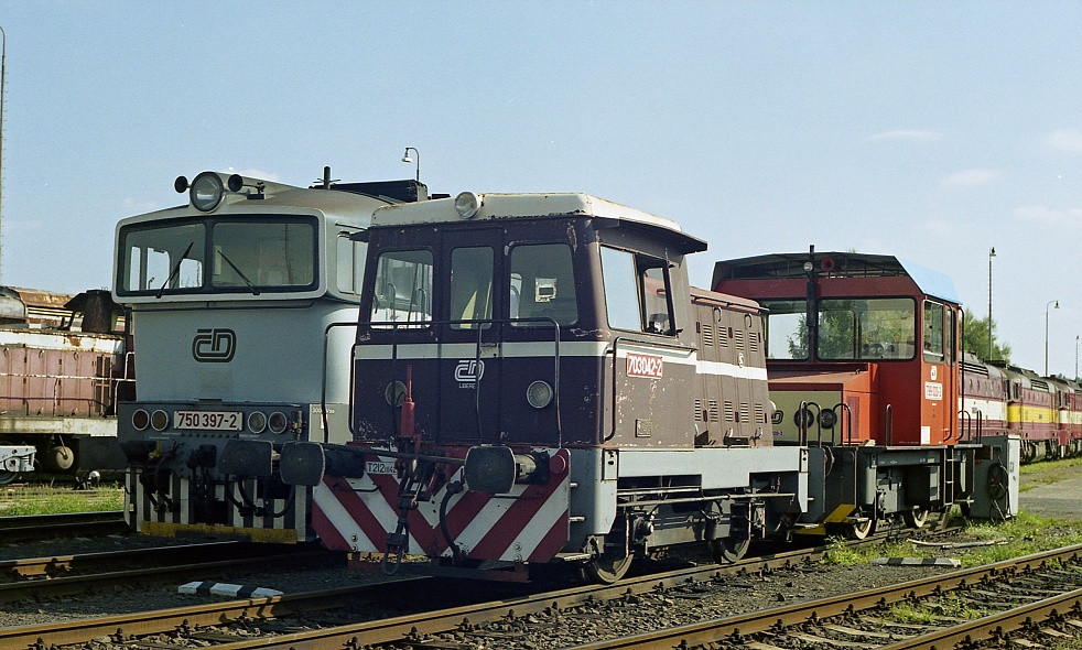703 042-2