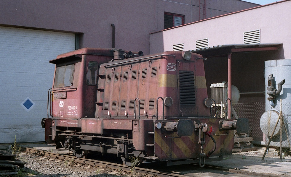 703 046-3