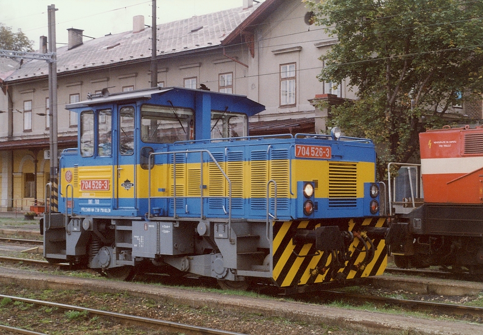 704 526-3