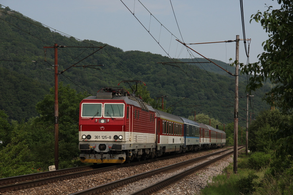 361 125-8